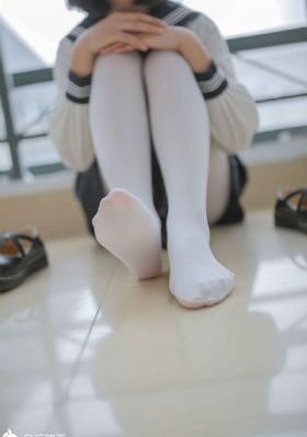 漂亮的女保姆在线观看_BD英语神马影院手机在线